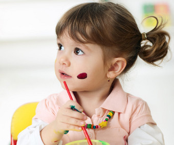 Kid painting