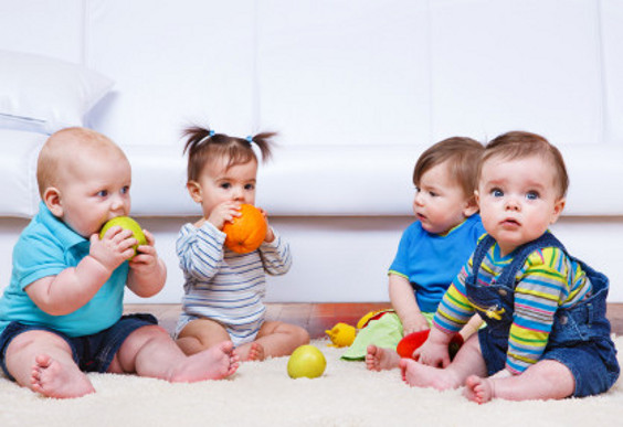 Kids playing on carpet